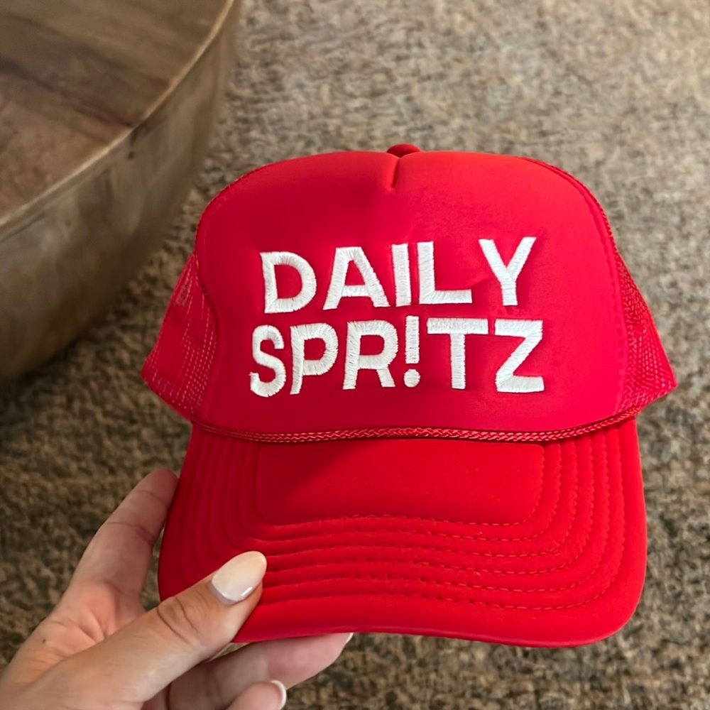 Daily Drills Daily Spritz Hat! Brand New never worn!